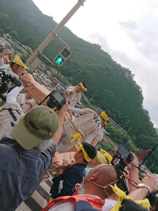 みこしまくりのようす